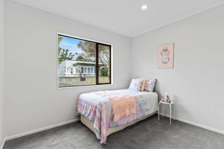 2/55c Springs Road Parakai_10