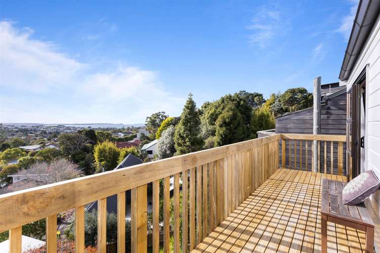 2/4 Danbury Drive Torbay_2