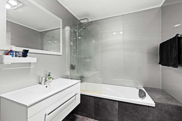 808 Ferguson Street Akina_6