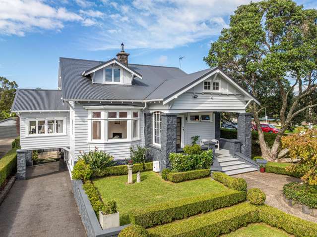 Architecturally Renovated Bungalow- Prime Location