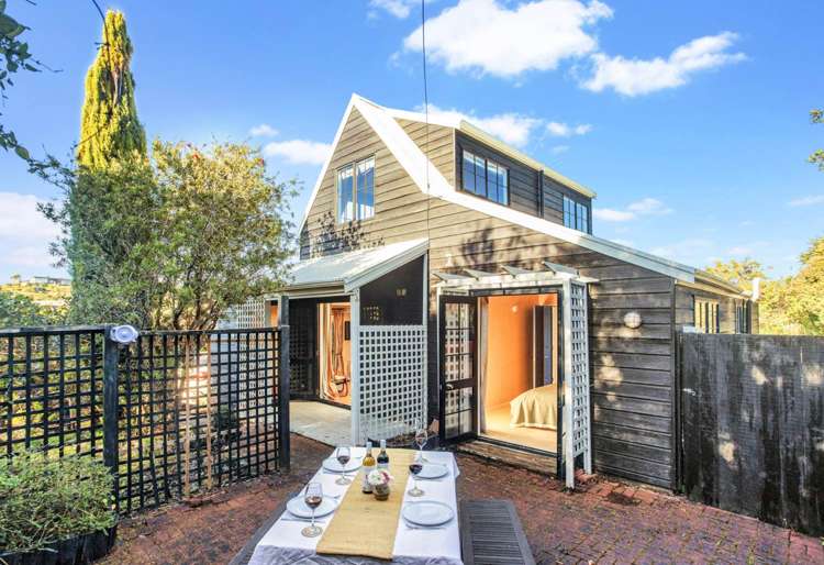 383 Sea View Road Onetangi_0