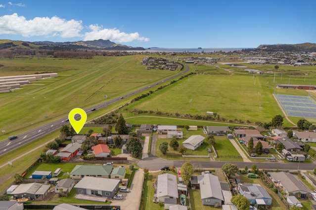 SMART START OR SAVVY INVESTMENT – FREEHOLD!