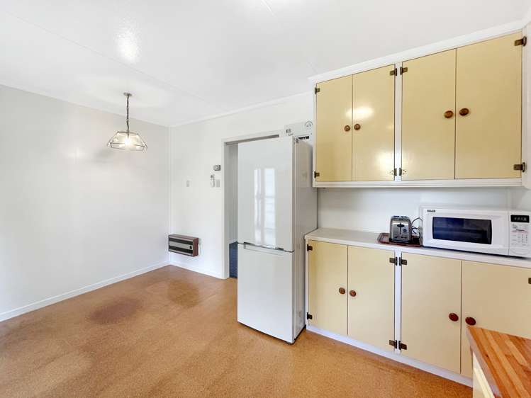 31 Maryburn Road Twizel_19