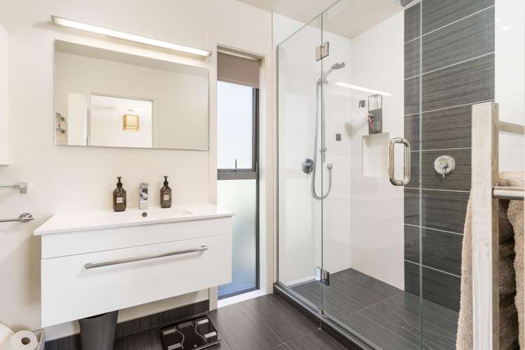 11 Saint Remy Lane Redcliffs_9