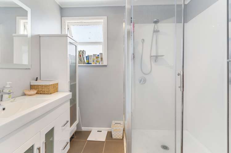 11 Evans Place Papakura_12