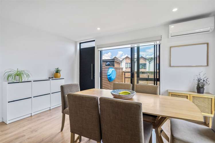 1 Orca Drive Stanmore Bay_5