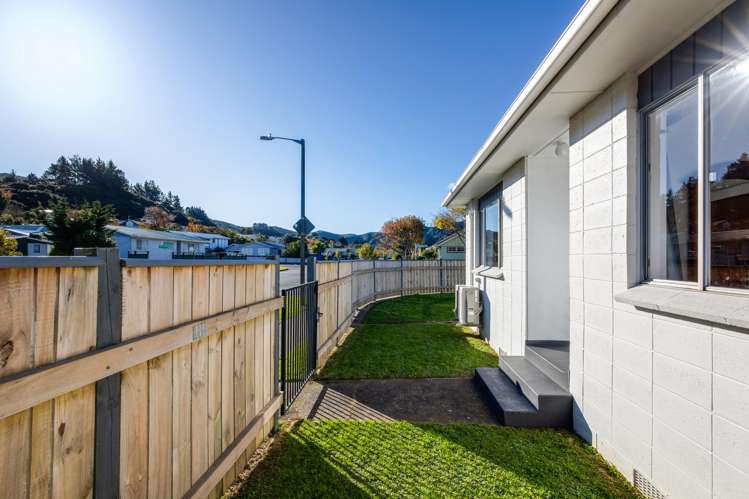 1/2 Matthews Road Wainuiomata_20