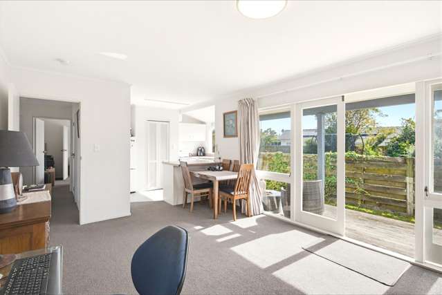 90 Eatwell Ave Paraparaumu Beach_3