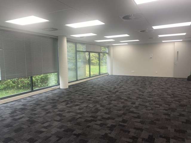 Rosedale Office Suite in a Top Location