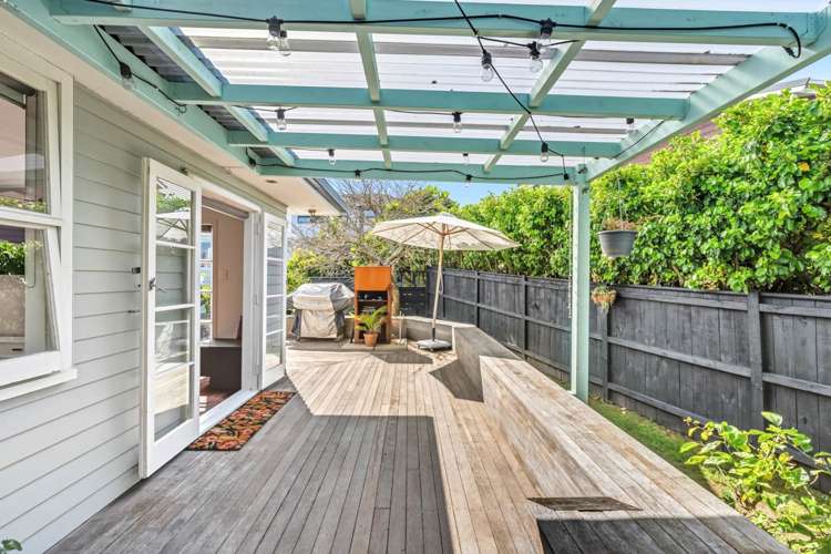 4 Kennedy Avenue Forrest Hill_6