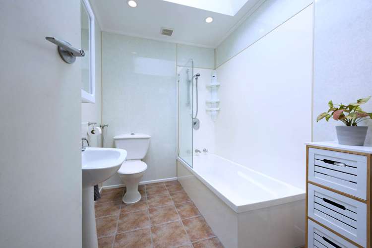 63 Kohu Road Titirangi_21