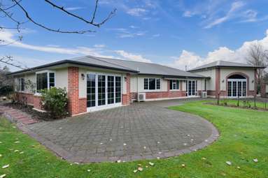 198 Fairweather Road_1