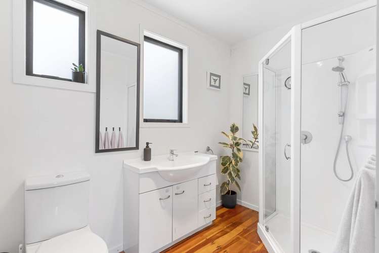 30 Fairdale Place Birkdale_11