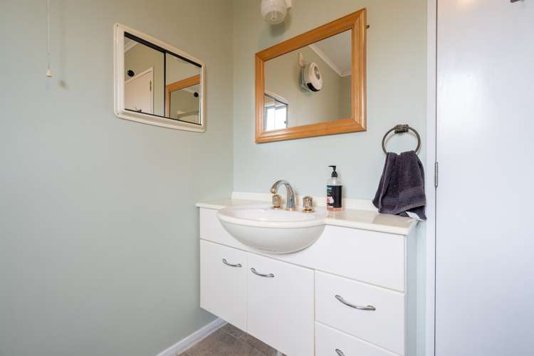 56 Matai Street Te Anau_10