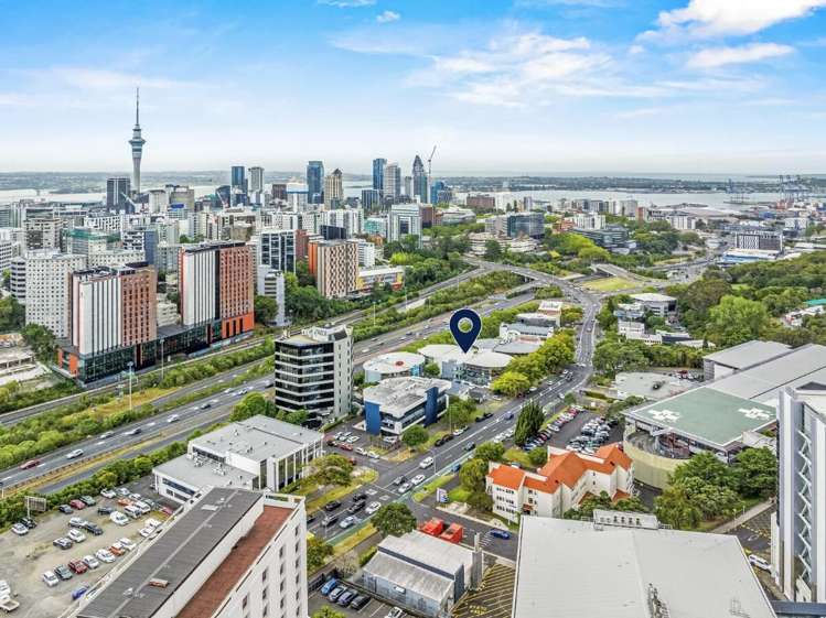 Tenancy B/93 Grafton Road Grafton_2