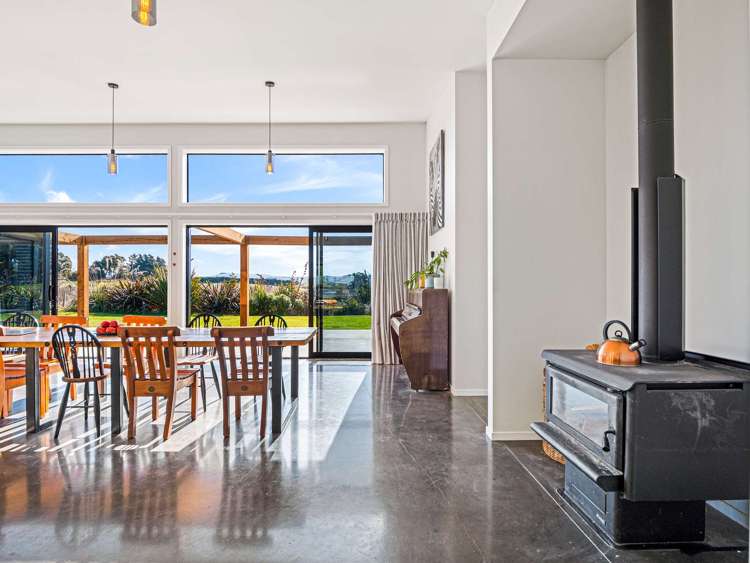 143 Homestead Road Weston_10