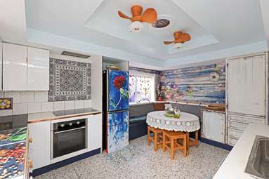 37b Gillies Crescent_3