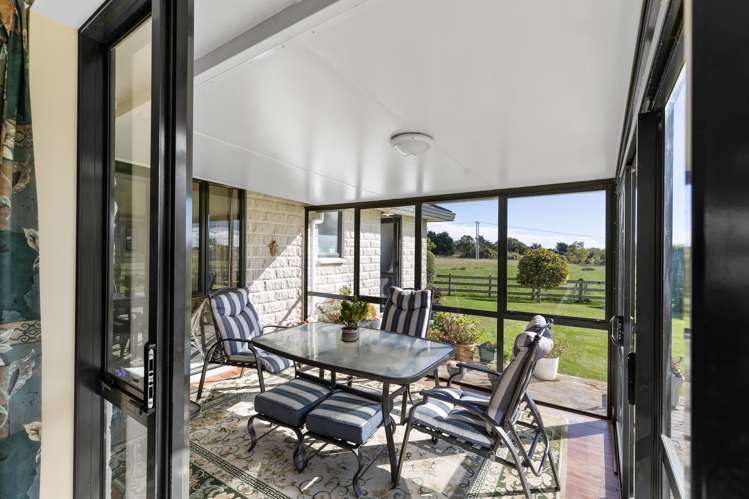 205 Fitzherbert East Road Aokautere_18