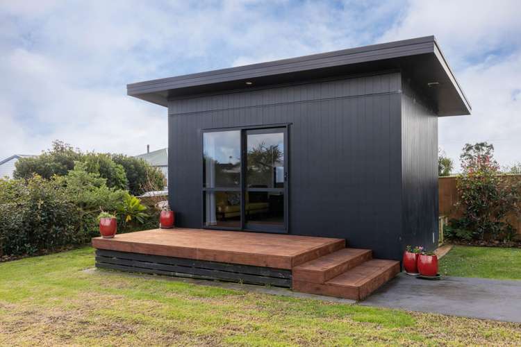 5 Mahuru Lane Okato_24