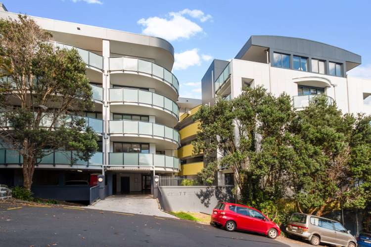 11/8 Basque Road Eden Terrace_0