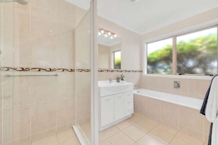 27 Toomer Place Beachlands_11