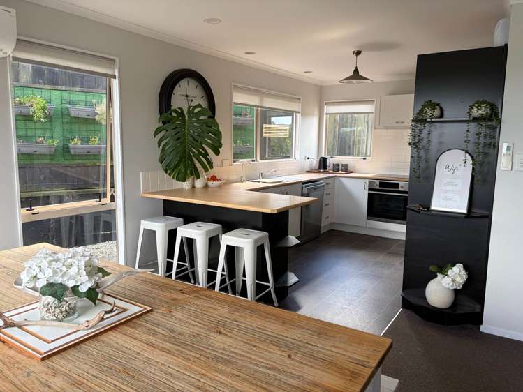 54 Blue Heron Rise Stanmore Bay_1