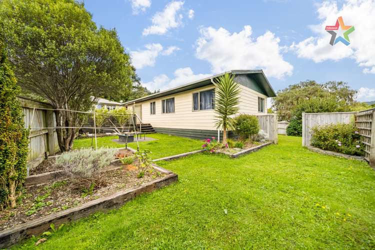 2/32 Hair Street Wainuiomata_18
