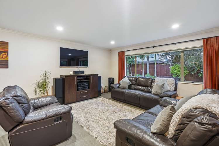 17 Maybole Drive Flat Bush_7