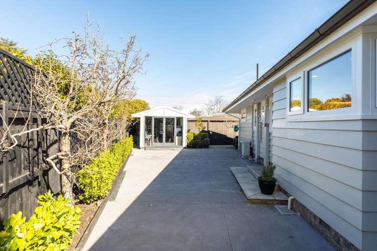 39 Manor Place Bryndwr_23