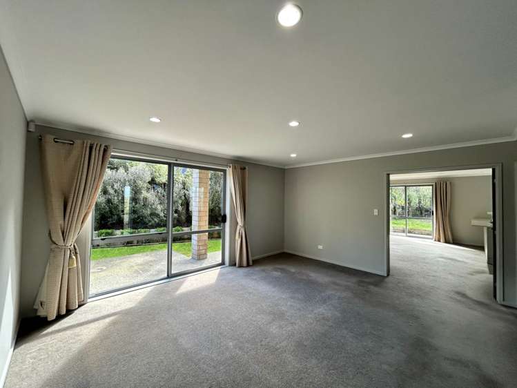 9 Waldorf Crescent Orewa_8