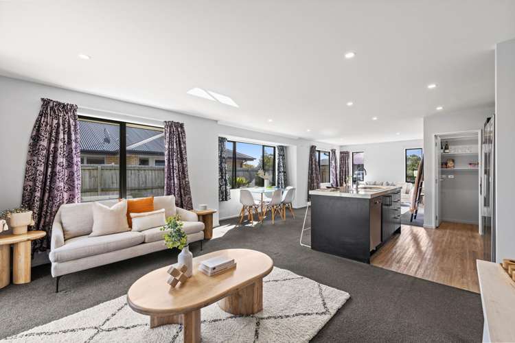 6 Lawrence Drive Rolleston_16