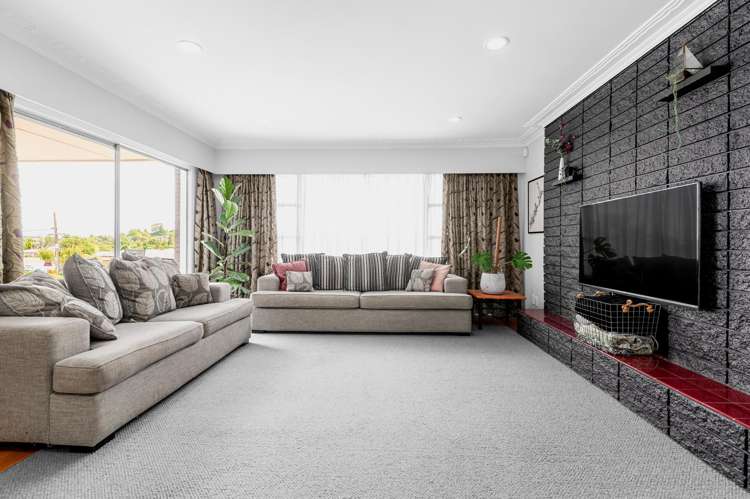 4 Thomson Avenue Dinsdale_2