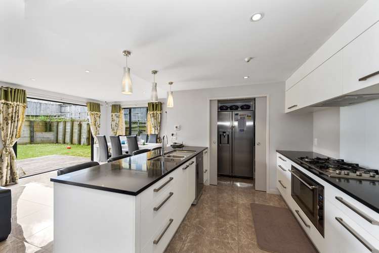 35 Heathfield Avenue Huntington_10