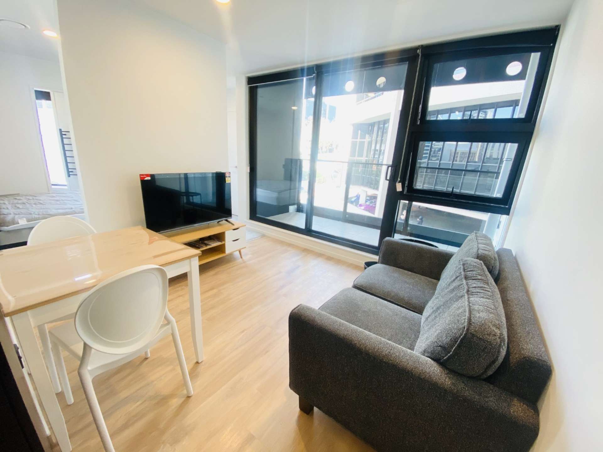 106 Vincent Street 10015_0