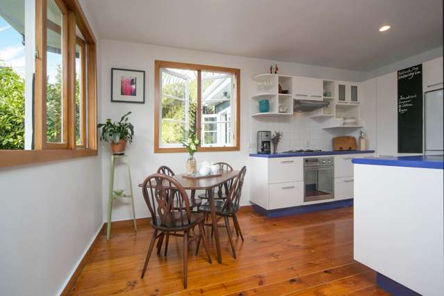 183 Woodlands Park Road Titirangi_2