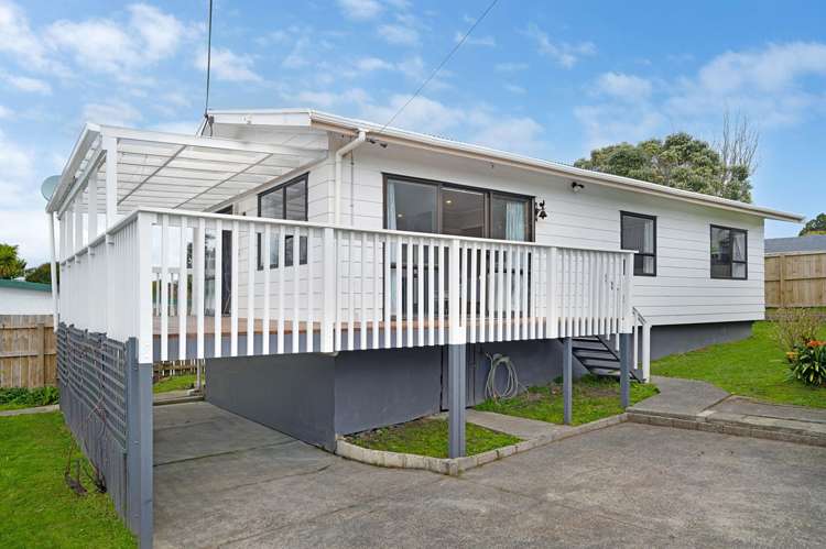 2/40C West Coast Road Glen Eden_17