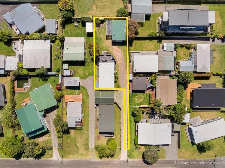 102B The Square Whangamata_15