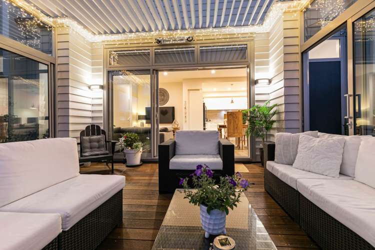 14 Watermill Lane Silverdale_7