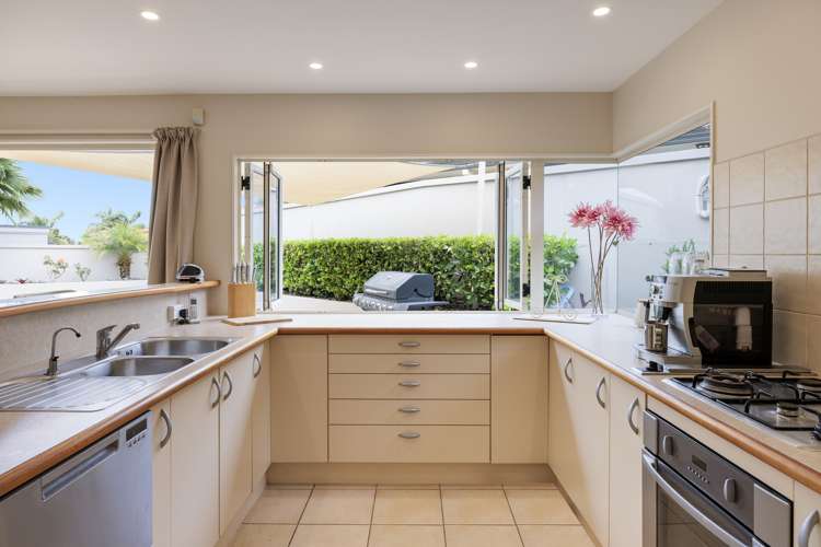 2 Sissinghurst Court Bethlehem_13