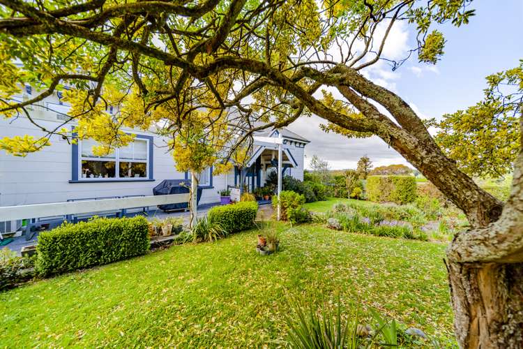 23 Domain Road Waipawa_16