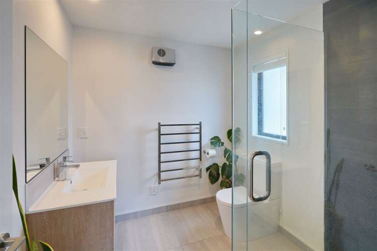 84 Glenturret Drive Casebrook_8