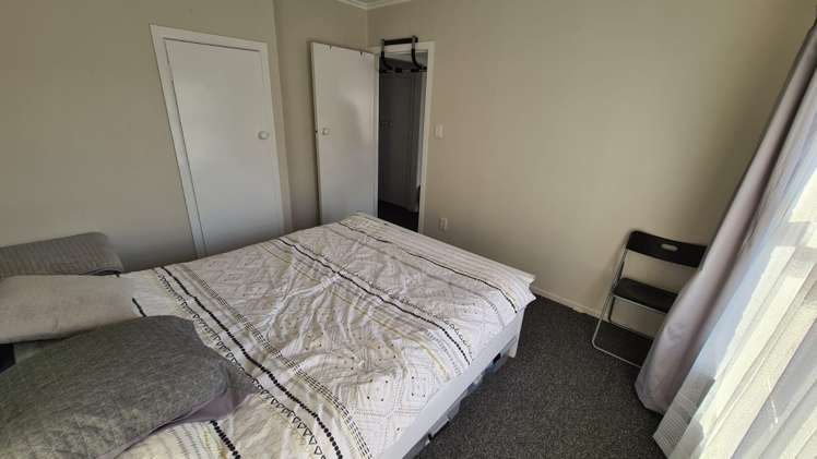 1/10 Northcote Road Takapuna_5