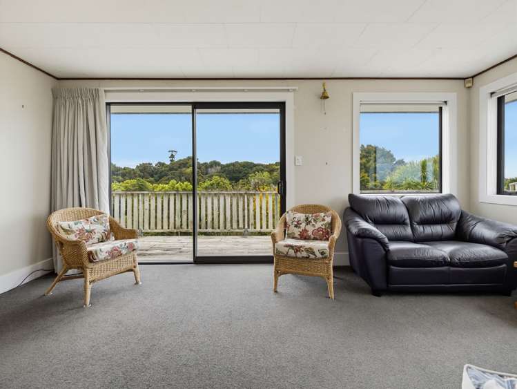 25 & 27 Totara Street Kaka Point_19