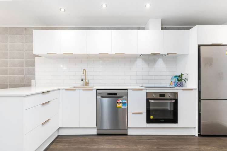 3/173 Chester Street East_3
