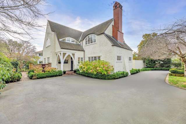 Millstream: An English Country Arts & Crafts Gem