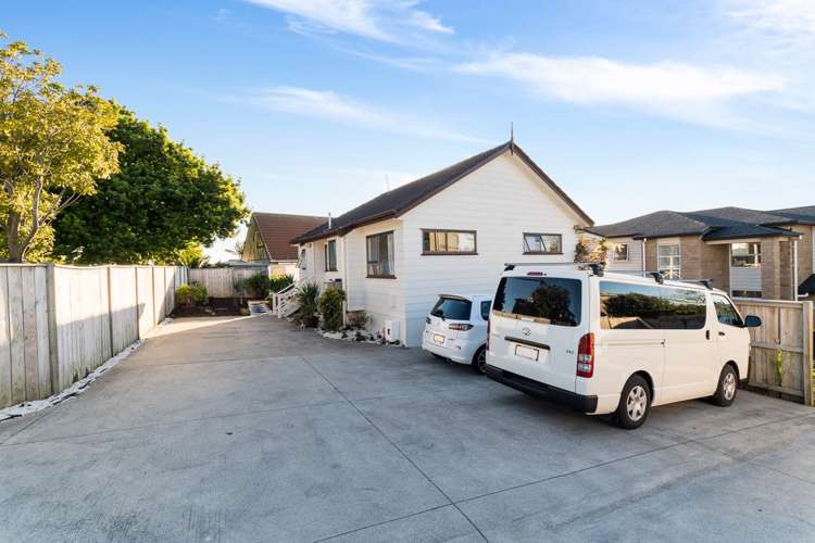 66 Hutchinsons Road Bucklands Beach_27