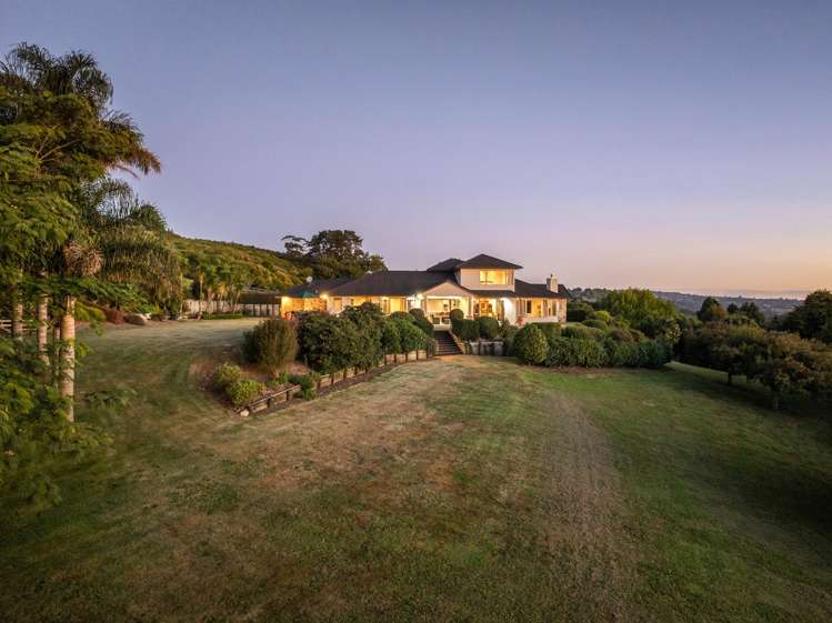 86 MacWhinney Drive_1