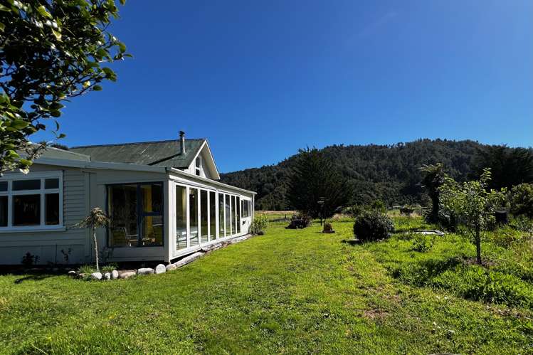 1100 Nikau Road, SH67 Mokihinui_3