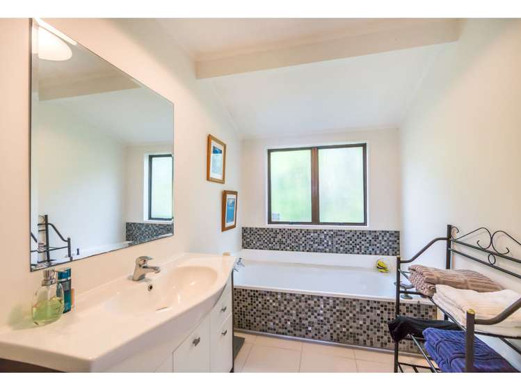 7/96a Verbena Road Birkdale_13