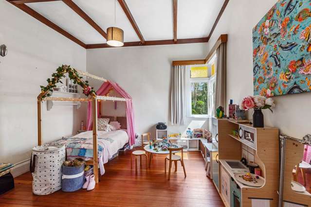 141 Vauxhall Road Narrow Neck_4